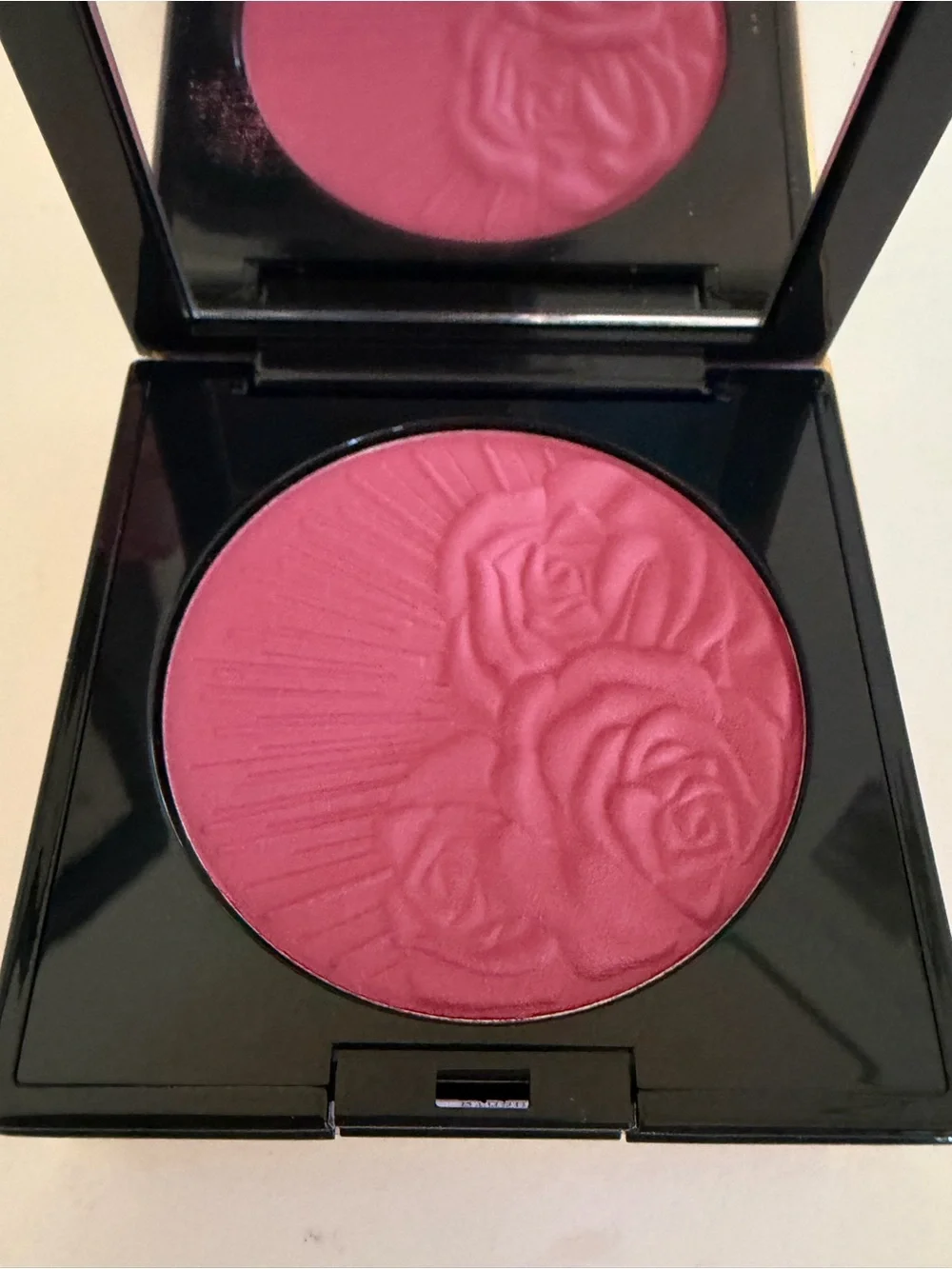 Lovestruck Pat McGrath Labs Skin Fetish: Divine Blush